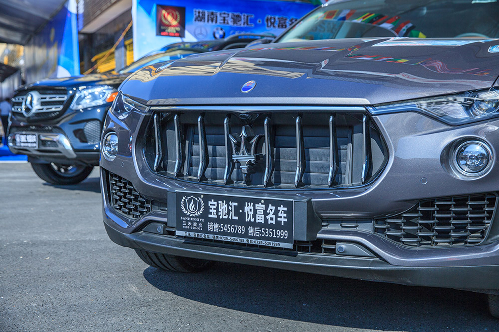 【車展第一天】遇到那個TA，放棄蘋果8......